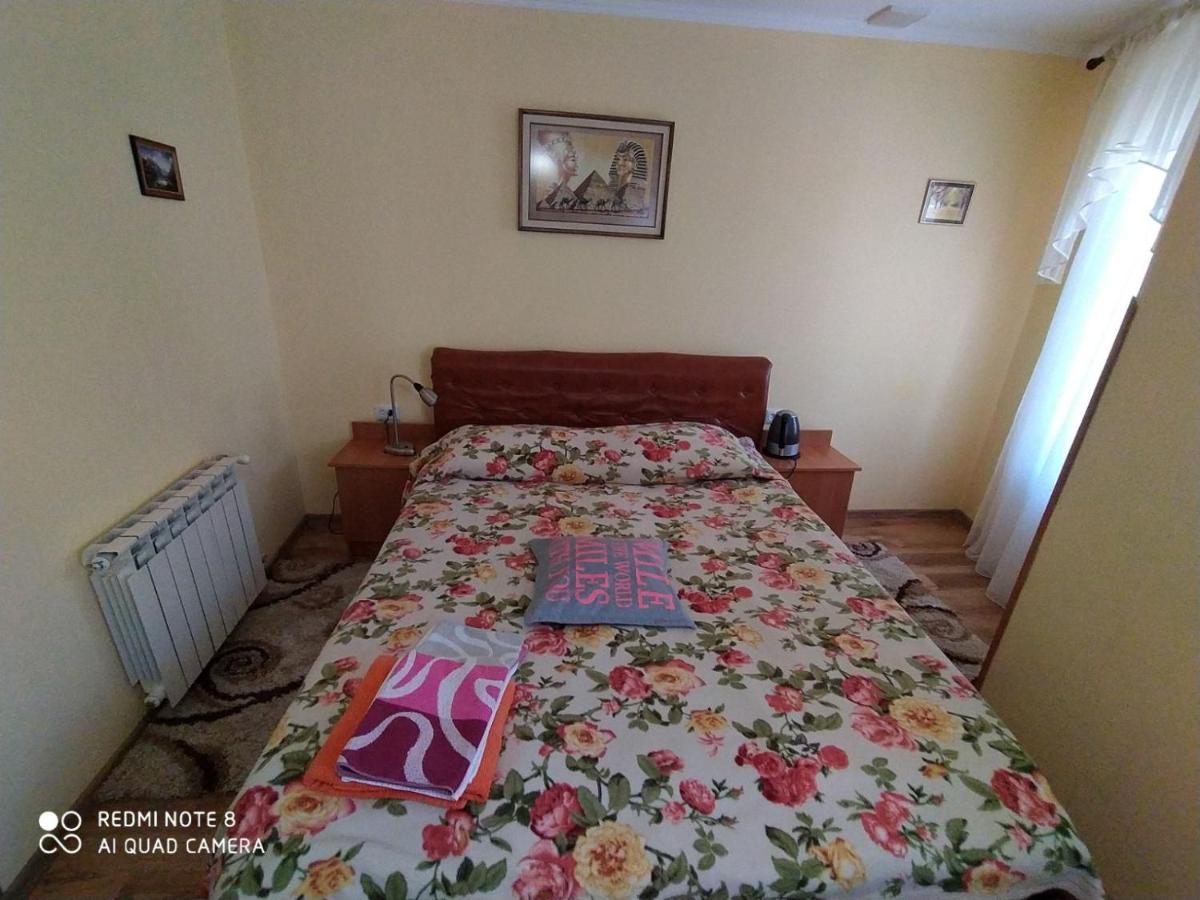 Sadyba Margaryta Truskawez Exterior foto